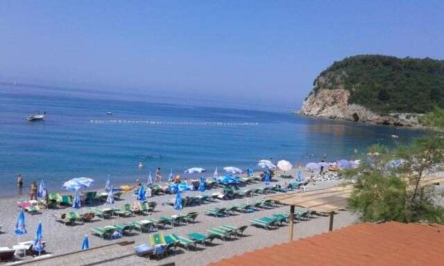Апартаменты Family apartment Garden and Sea Петровац-31