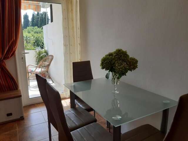 Апартаменты Family apartment Garden and Sea Петровац-51